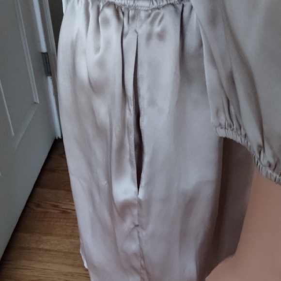 Line & Dot Romper - Picture 8 of 15